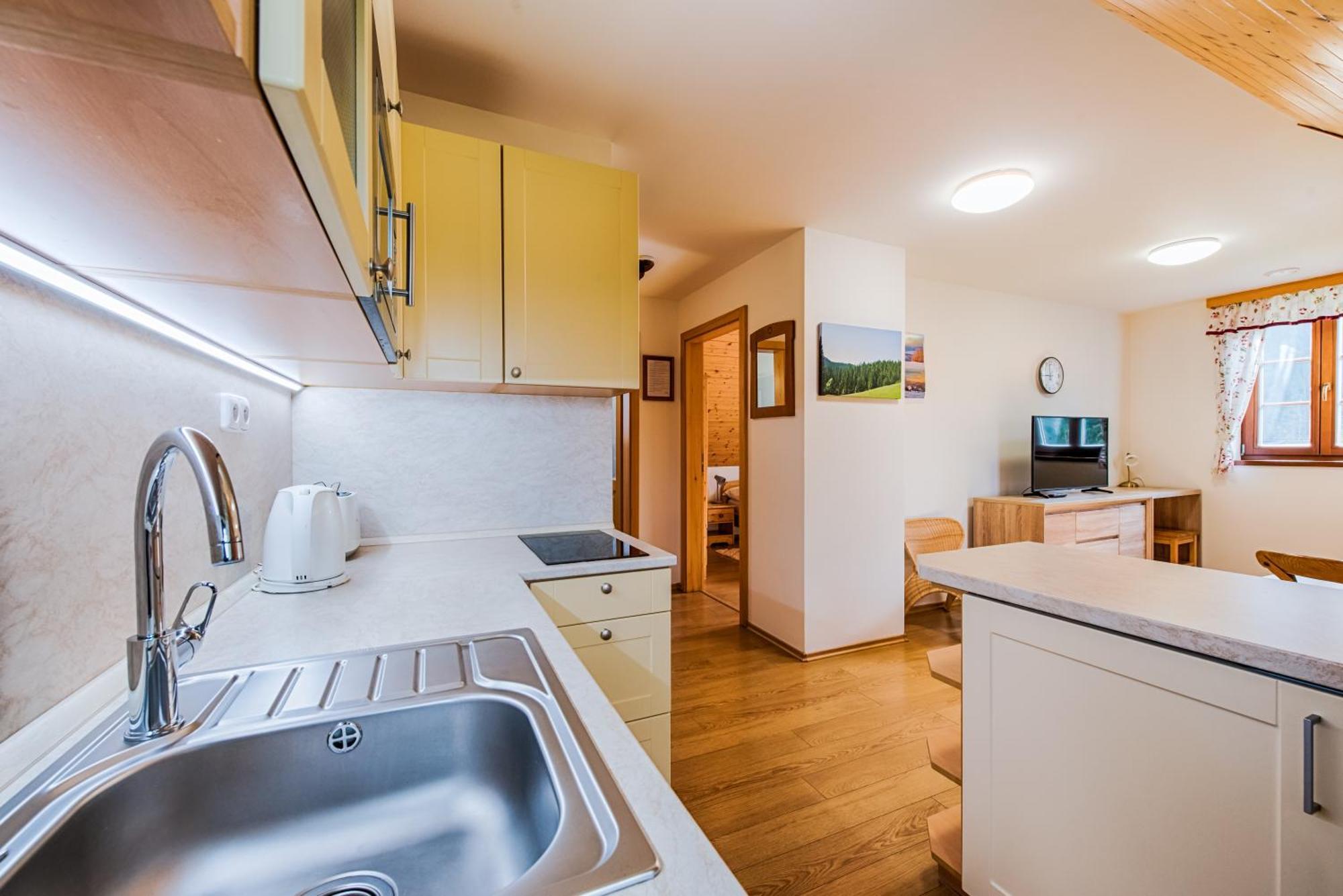 Valassky Dvur Velké Karlovice Extérieur photo
