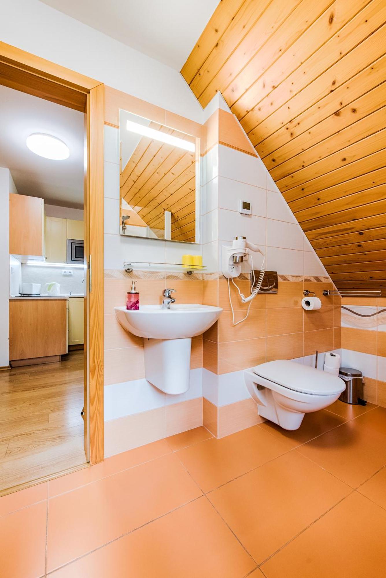 Valassky Dvur Velké Karlovice Extérieur photo