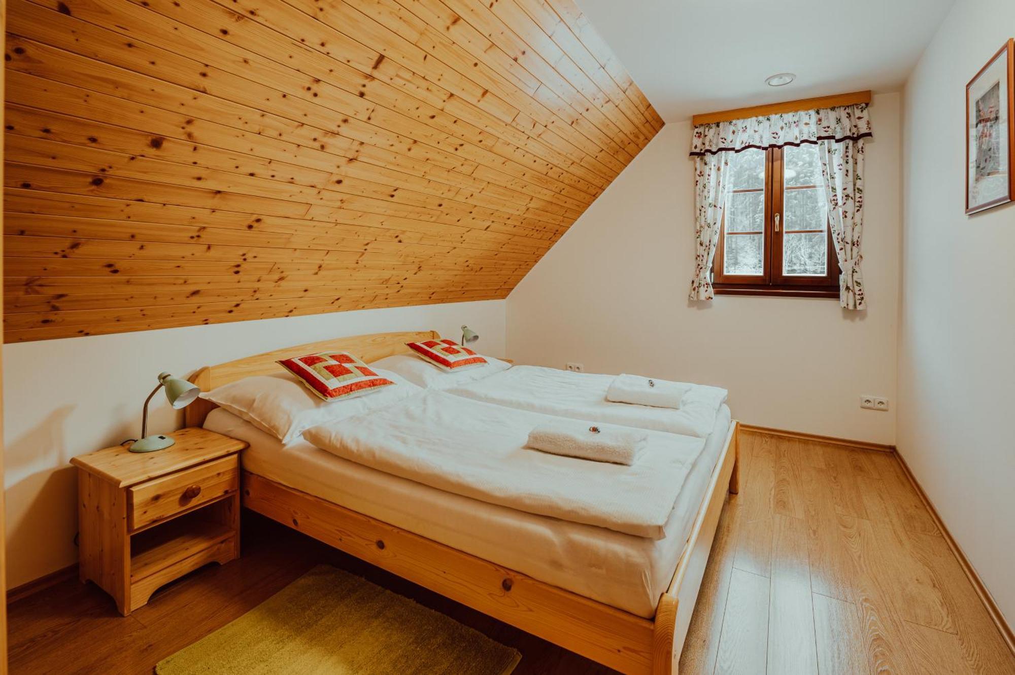 Valassky Dvur Velké Karlovice Extérieur photo