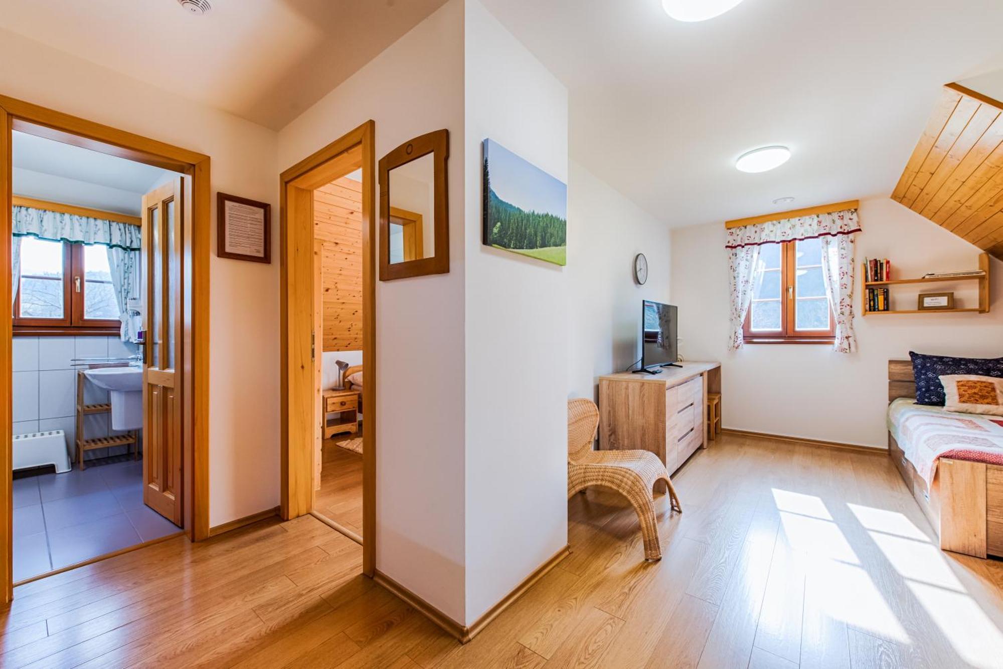 Valassky Dvur Velké Karlovice Extérieur photo