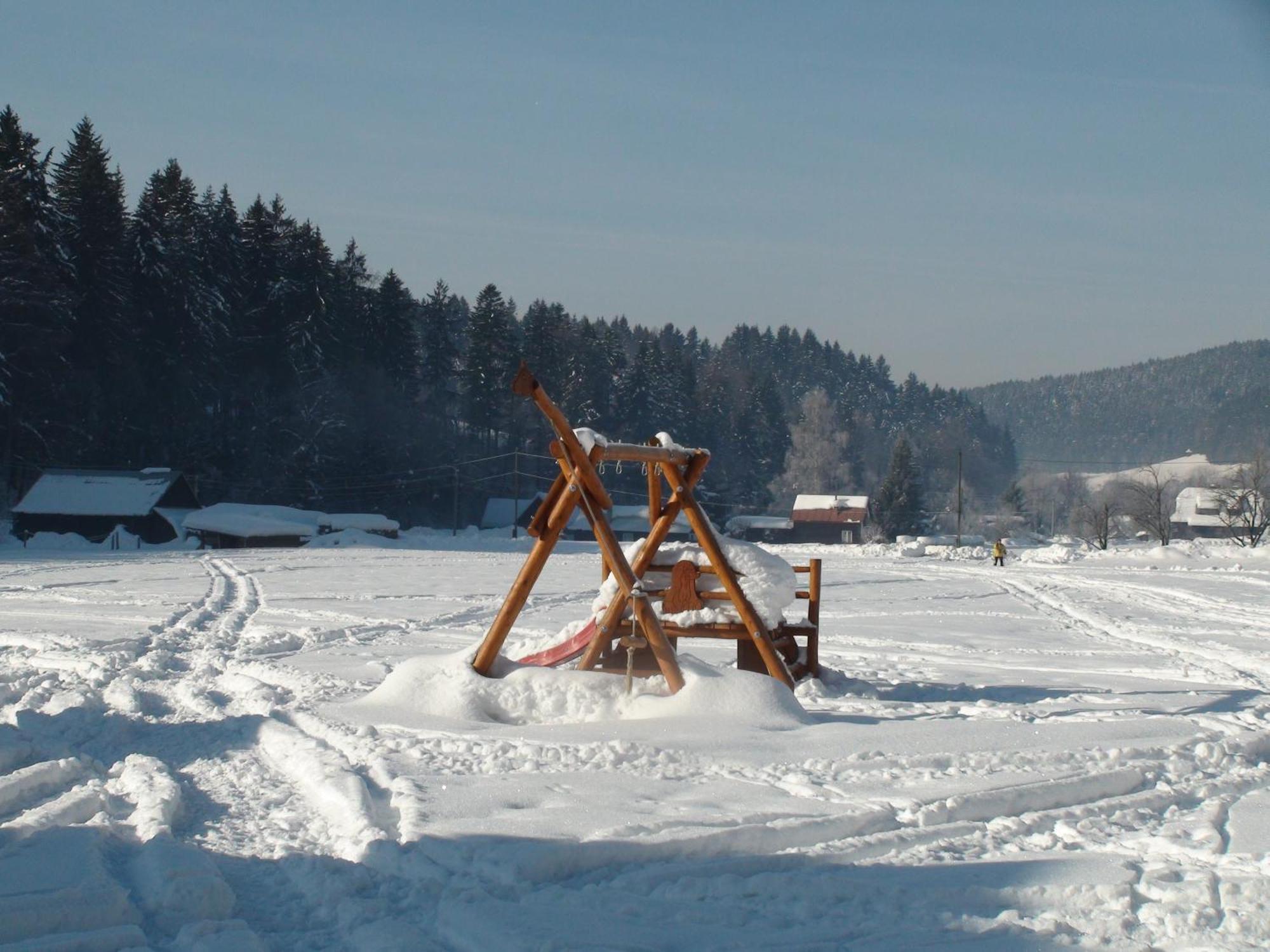 Valassky Dvur Velké Karlovice Extérieur photo