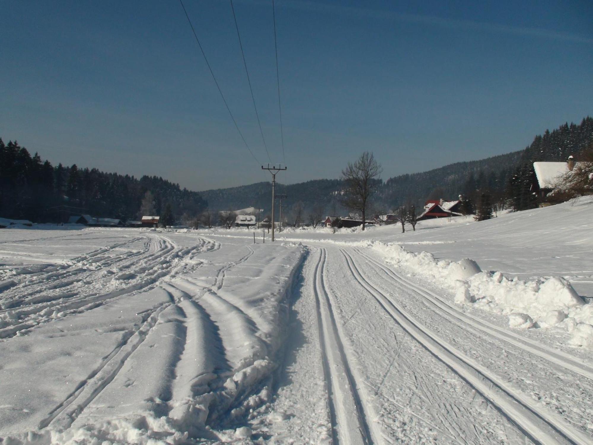 Valassky Dvur Velké Karlovice Extérieur photo