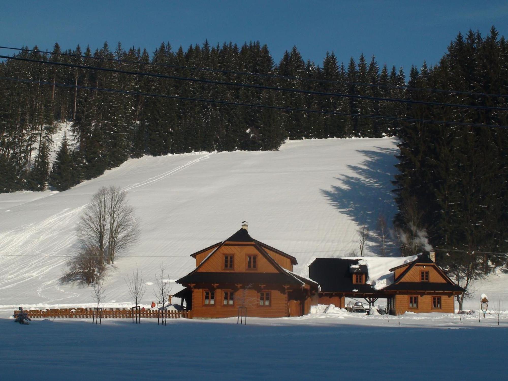 Valassky Dvur Velké Karlovice Extérieur photo